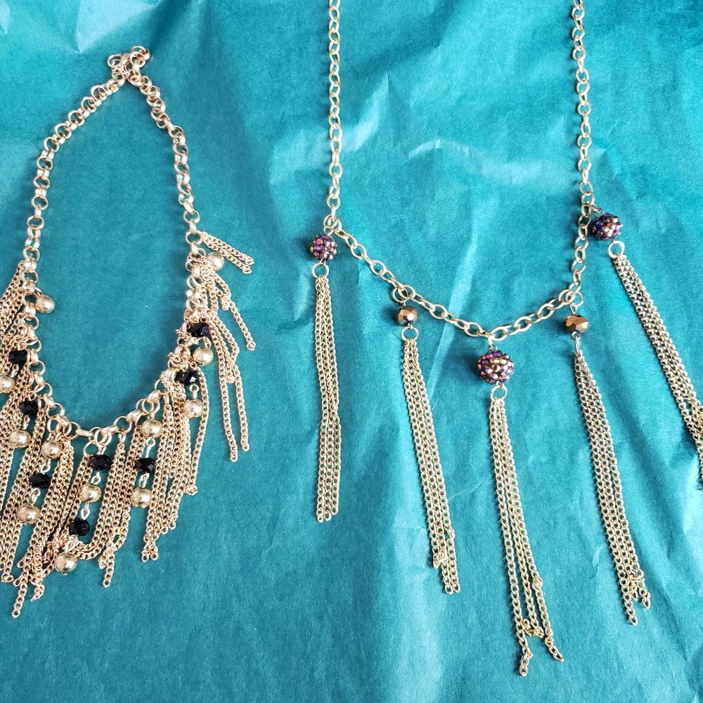 2/10$ lot of 2 tassels necklaces